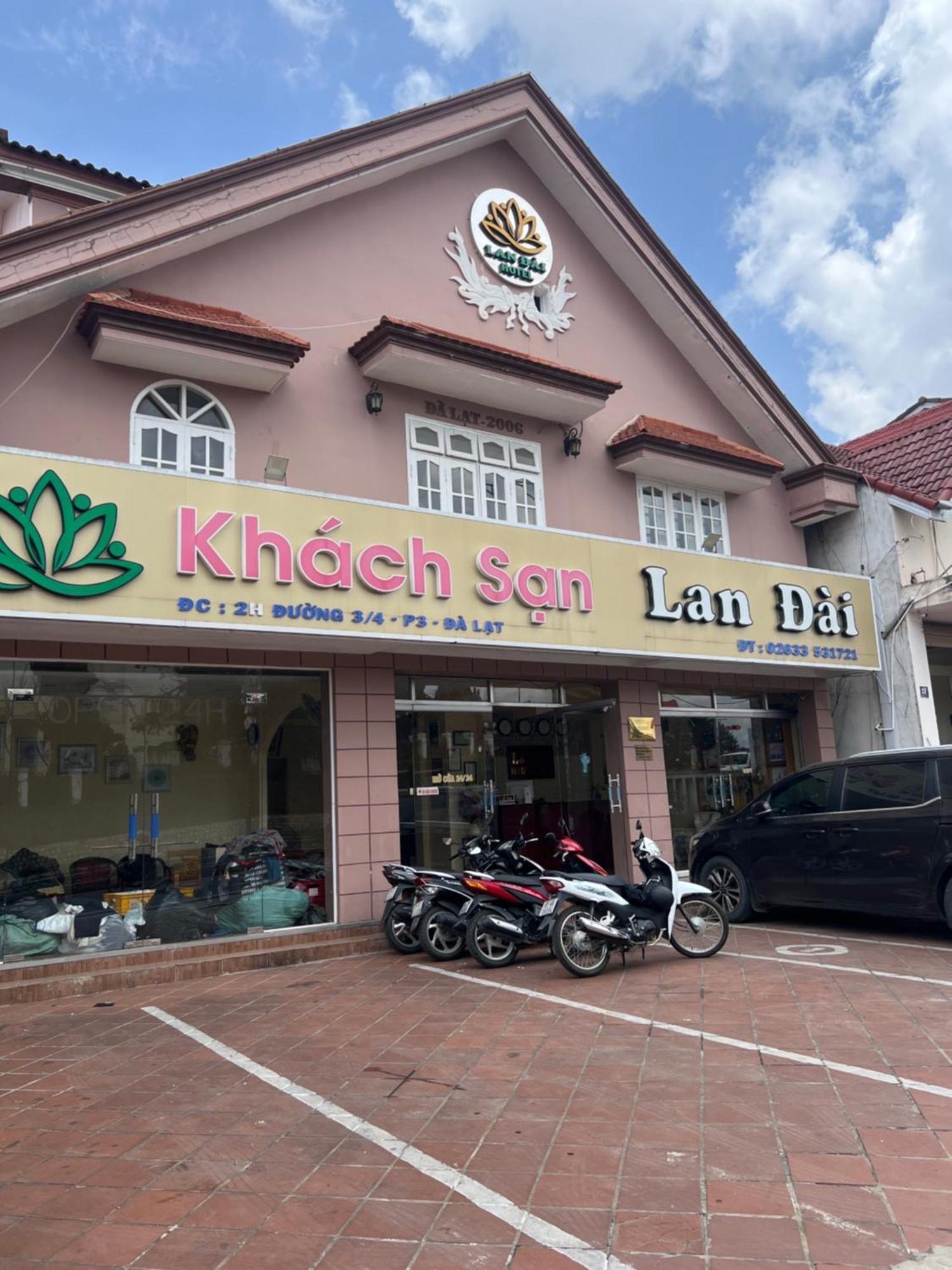 Hotel Khach San Lan Dai Da Lat Esterno foto