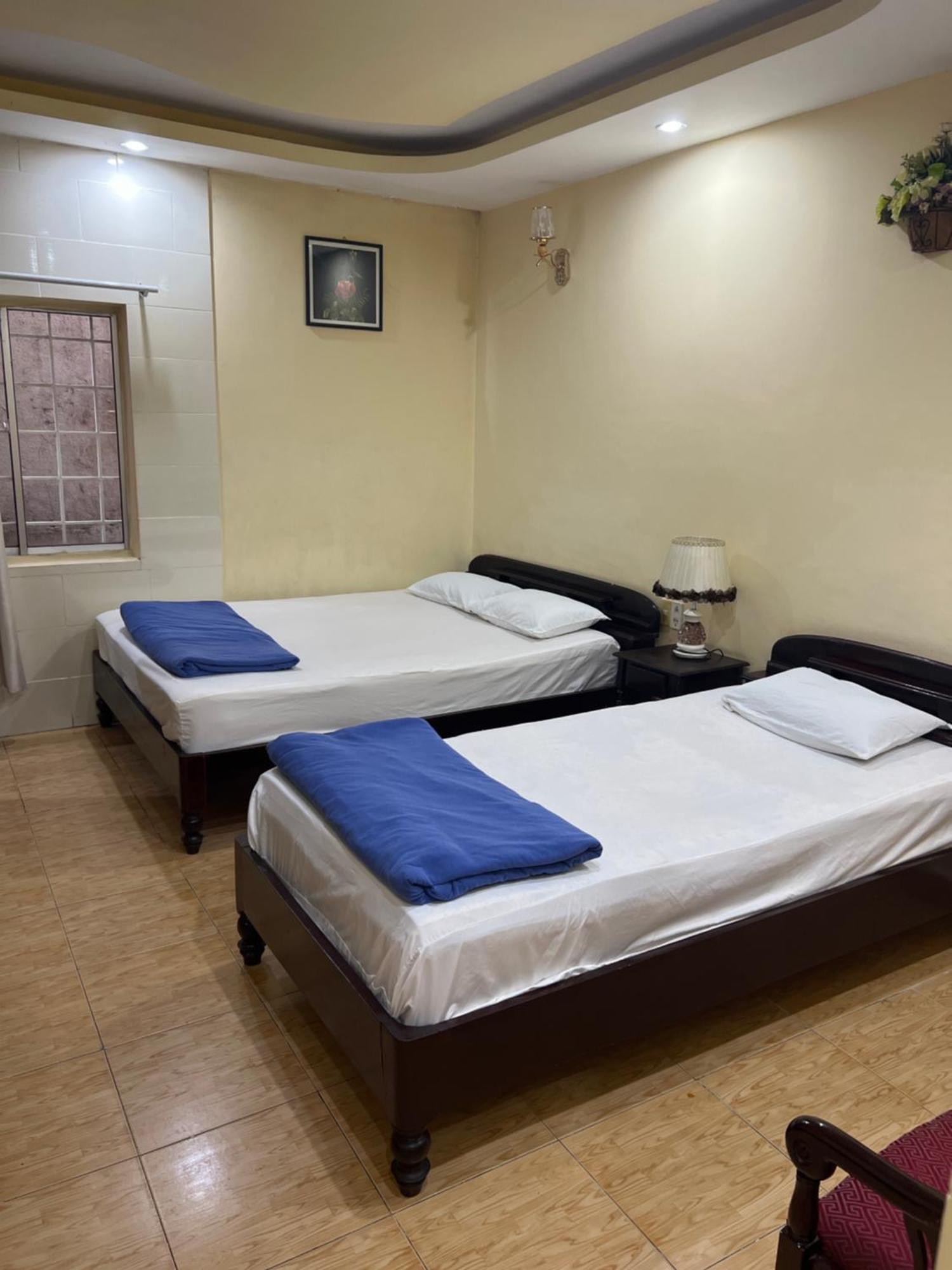 Hotel Khach San Lan Dai Da Lat Esterno foto