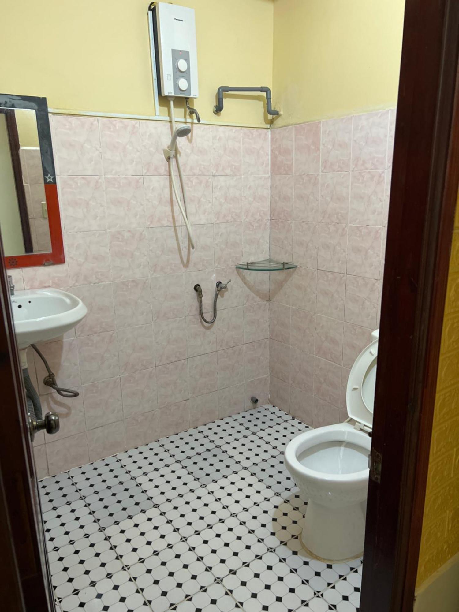 Hotel Khach San Lan Dai Da Lat Esterno foto