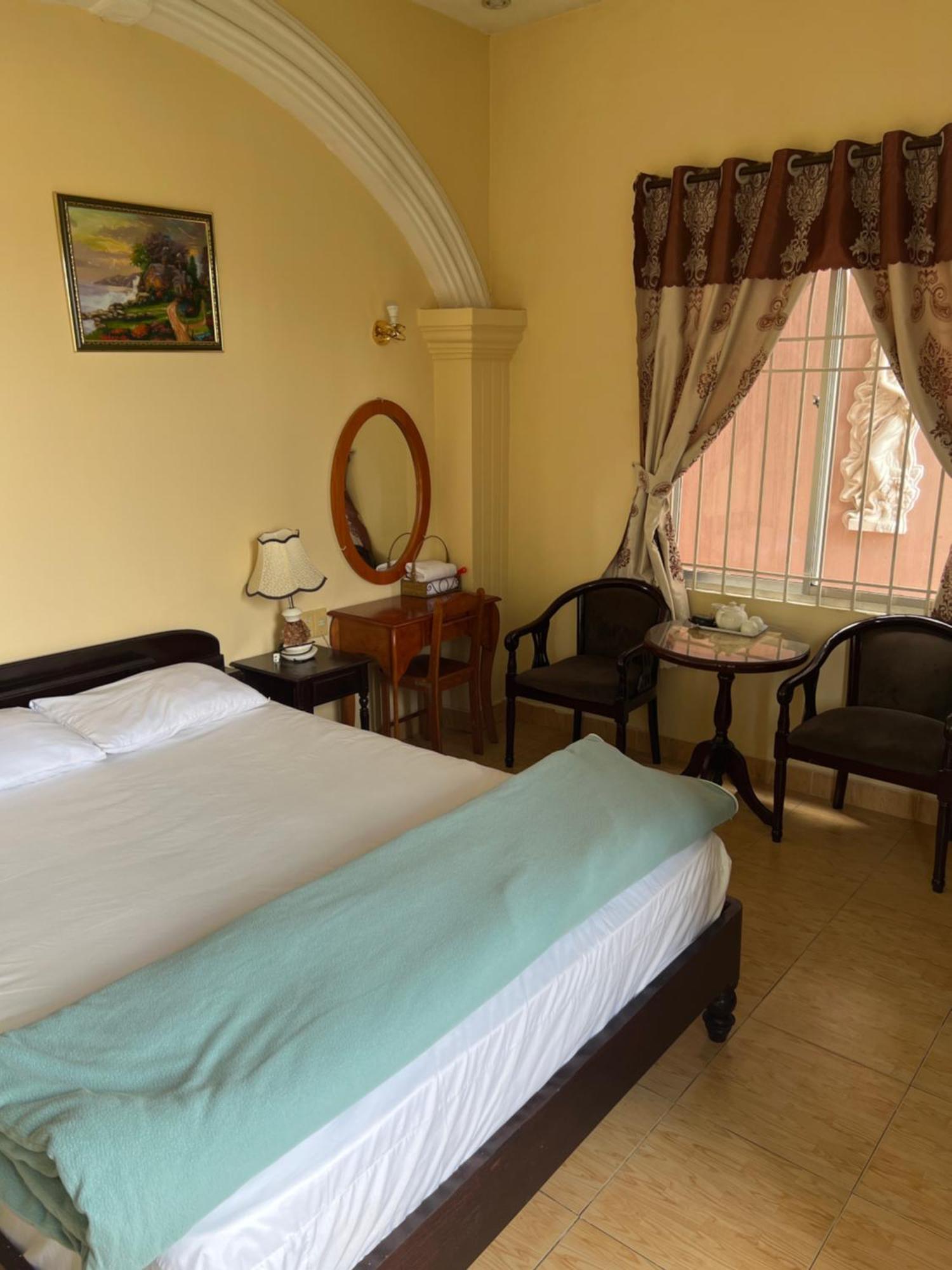 Hotel Khach San Lan Dai Da Lat Esterno foto